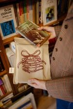 Le Cadeau Littéraire/ Bej Kitap Kılıfı - Görsel 4